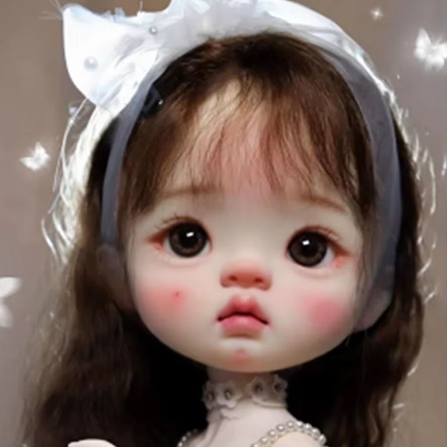 Beauty Y Makeup - Amber Girl Head Resin Doll Part,