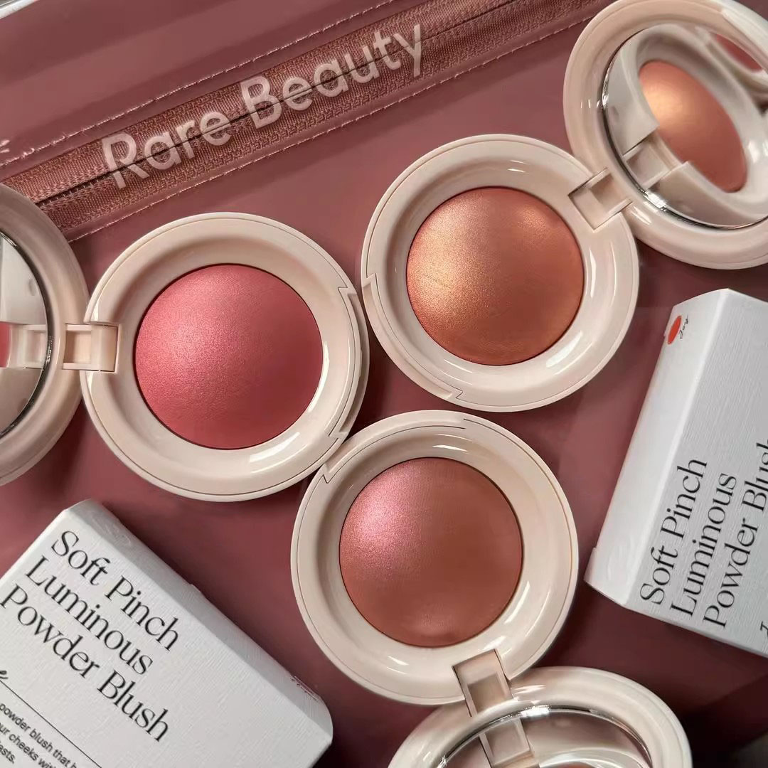 Rare Beauty Pinch Luminous Pow - Rare Beauty Makeup Highlighter ulasan dan harga