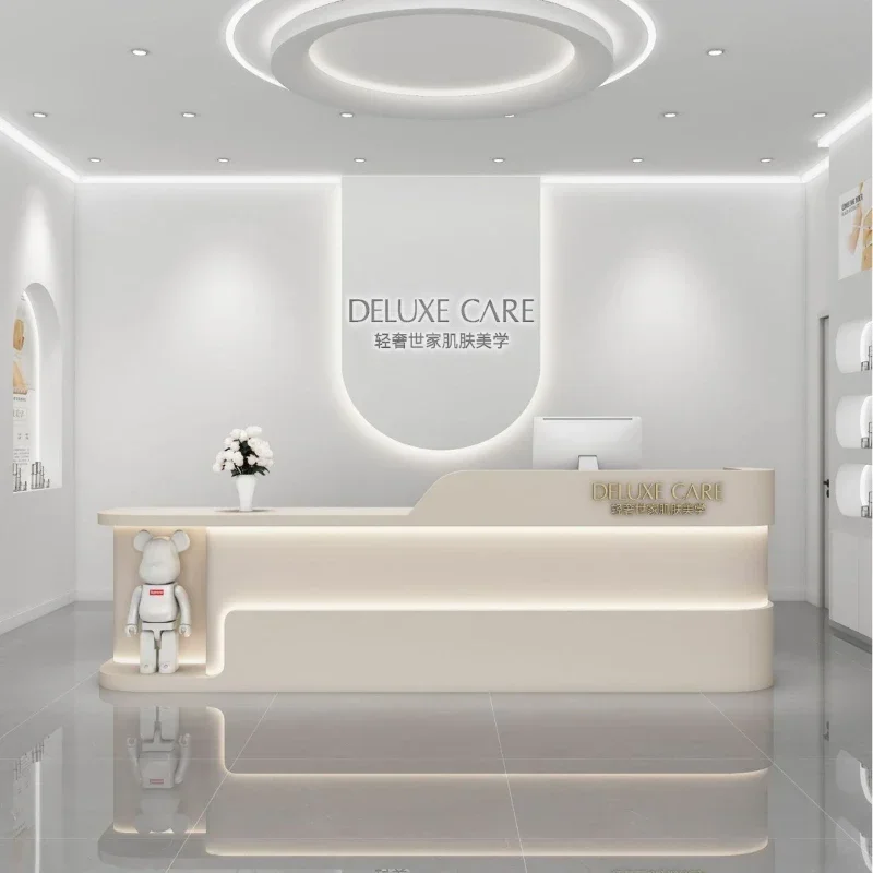 Makeup Desk Modern Beauty Inst - Beauty Makeup Institute ulasan dan harga